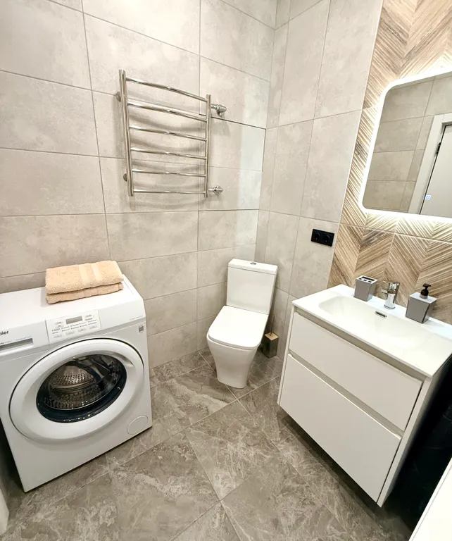 Новая квартира с видом на лес