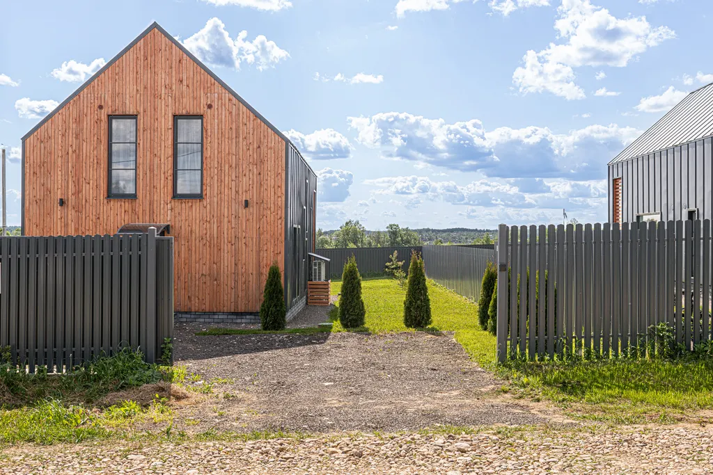 Современный барн вблизи лучших склонов Подмосковья