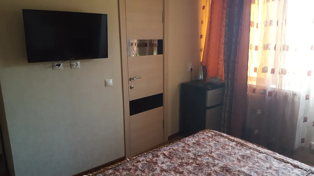 Квартира Апартаменты 9 с балконом с видом в сад — Ейск