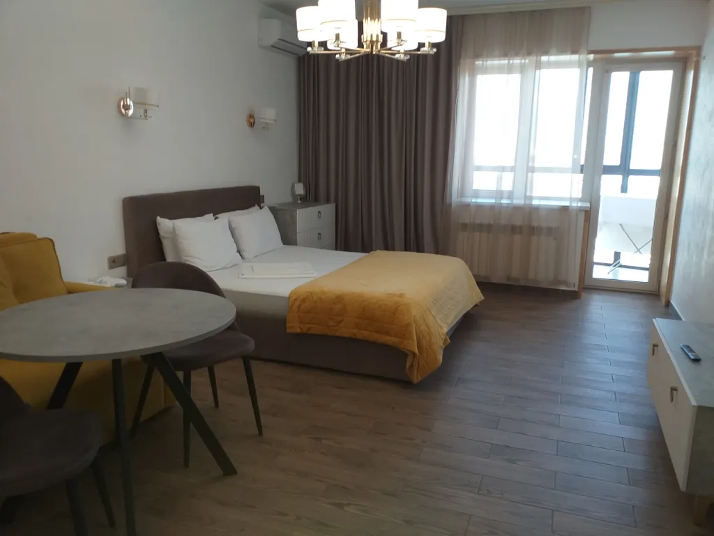 С видом на Площадь