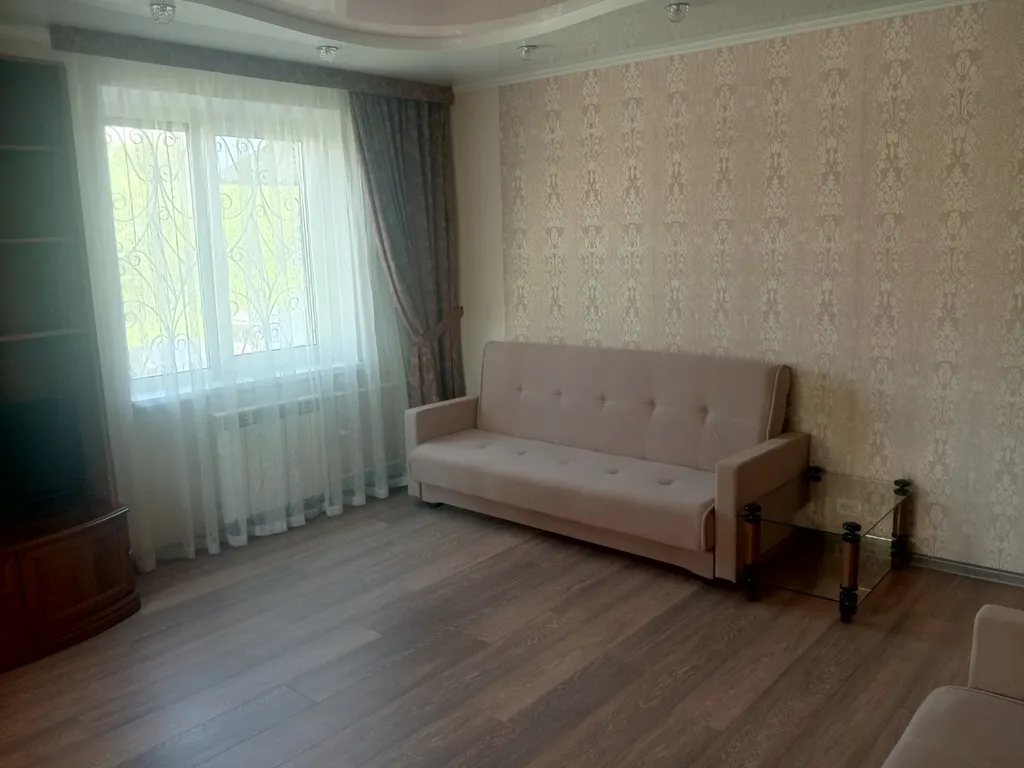 Уютная квартирка двухкомнатная у ЖД Вокзала