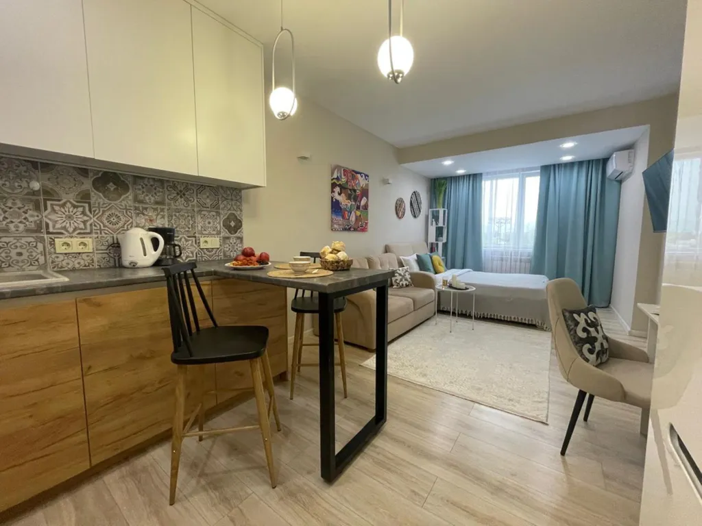 Этно студия Жетысу с прекрасным видом на горы