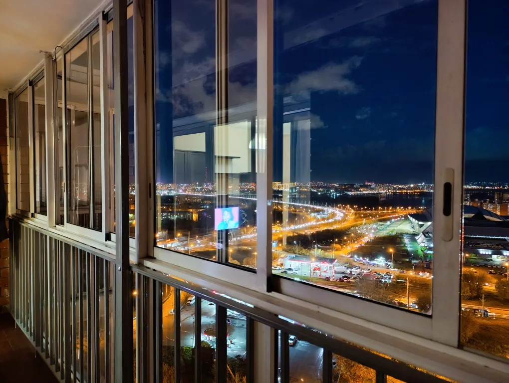 Квартира с красивым ночным видом