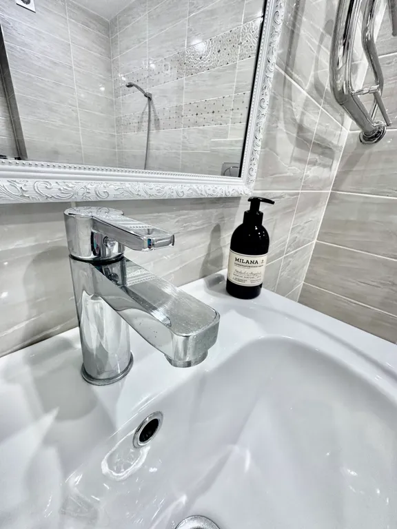 Евродвушка с видом на Ботанический сад