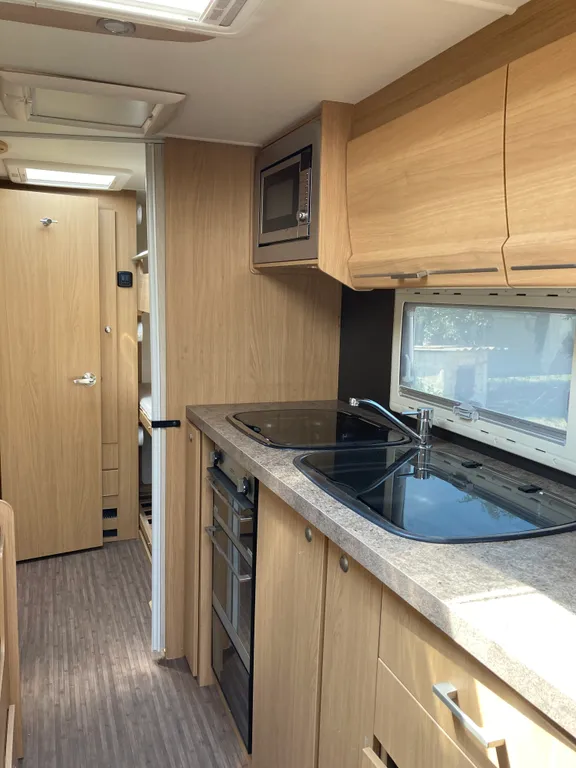 Уютная квартира на колесах за городом возле реки Дон, гор и леса