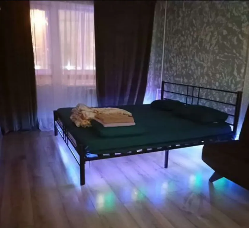 Отличная квартира возле жд вокзала и авиацентра