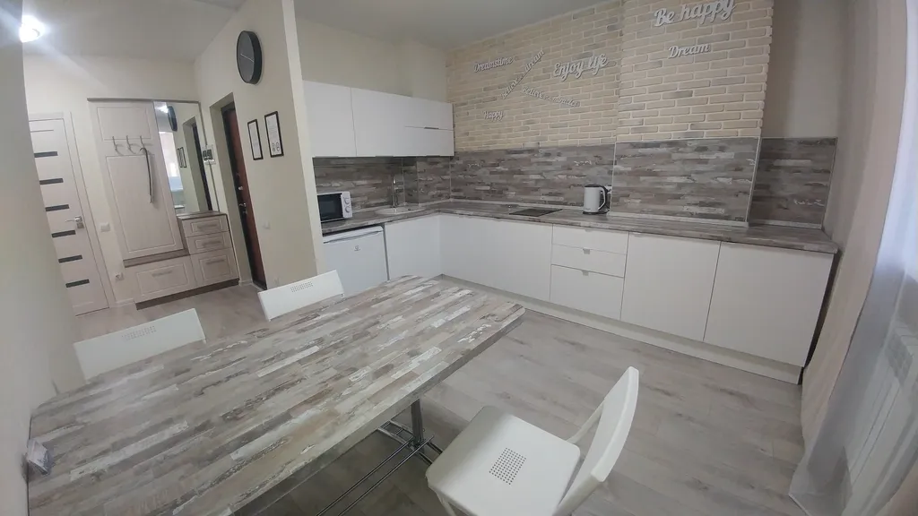 Светлая и уютная квартира с дизайнерским ремонтом в современном стиле