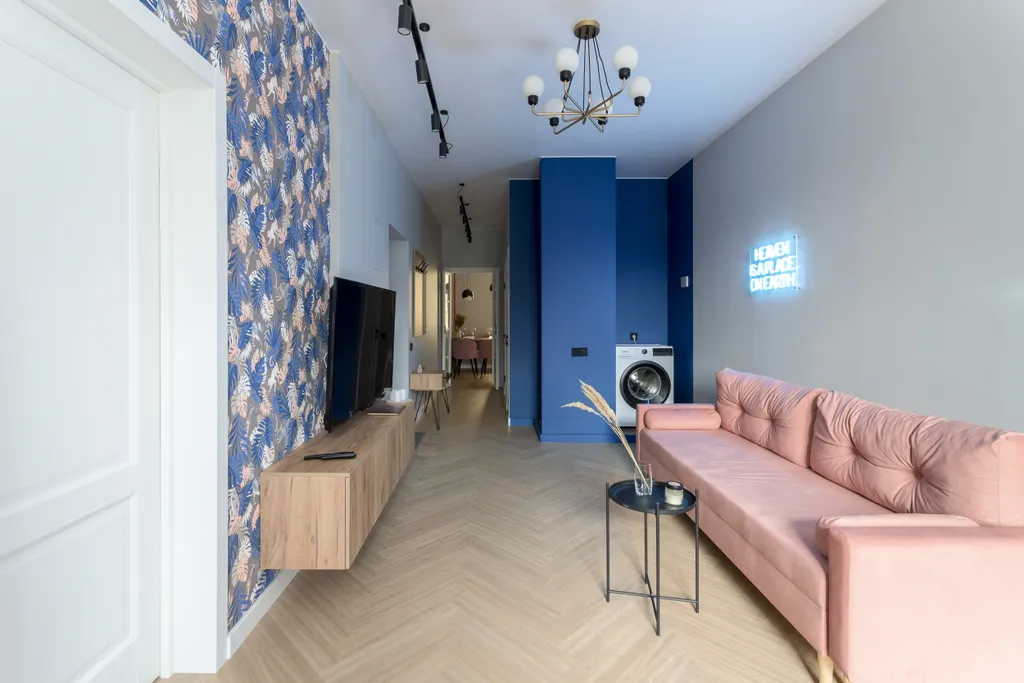 Дизайнерская квартира с видом на парк и церковь — аренда посуточно в Псков