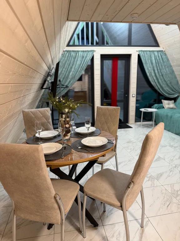 Уютный дом рядом с лесом и речкой