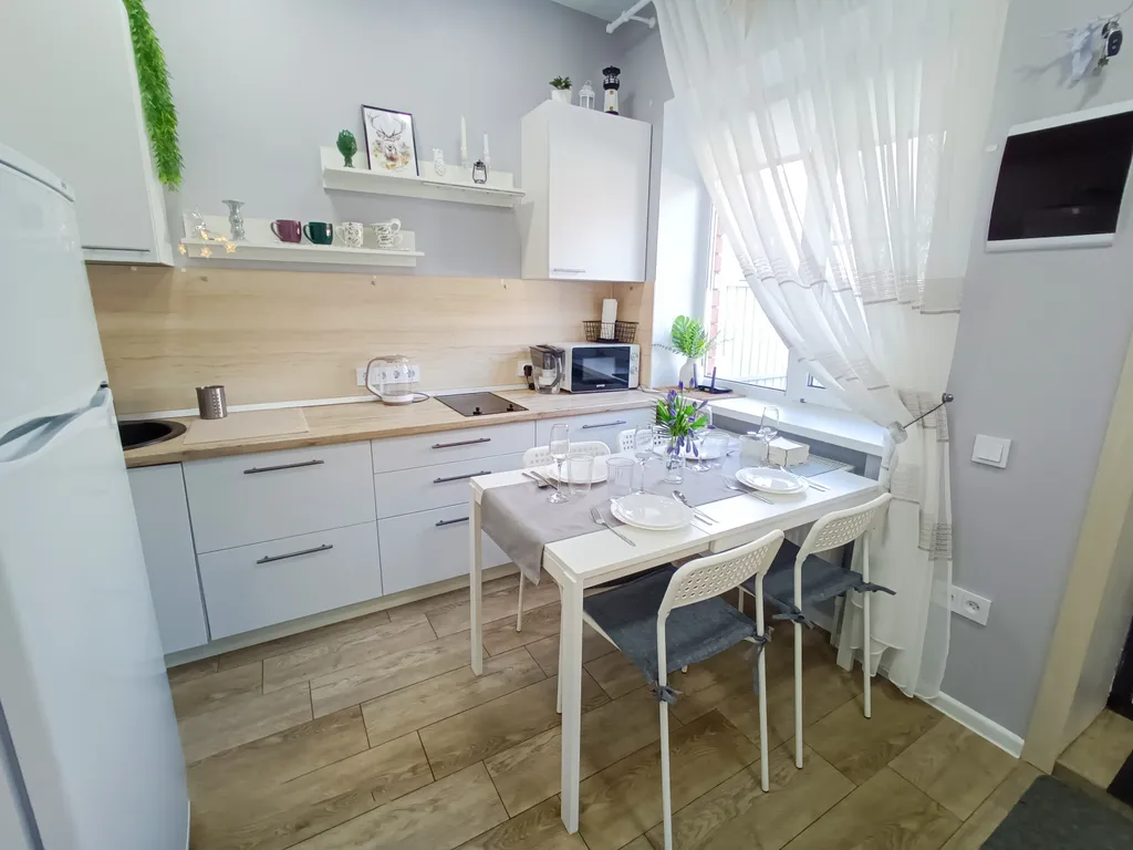 Уютное бунгало с видом на лес и горы Нugge