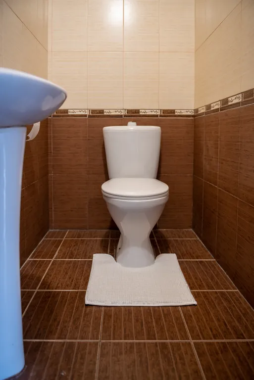 Просторный дом с верандой