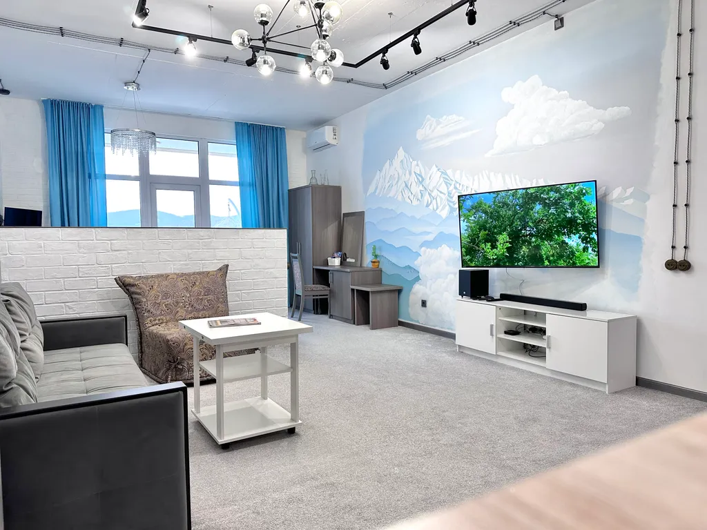 Квартира Квартира Просторная студия у моря на 2-5 гостей, терраса с панорамным видом — Адлер