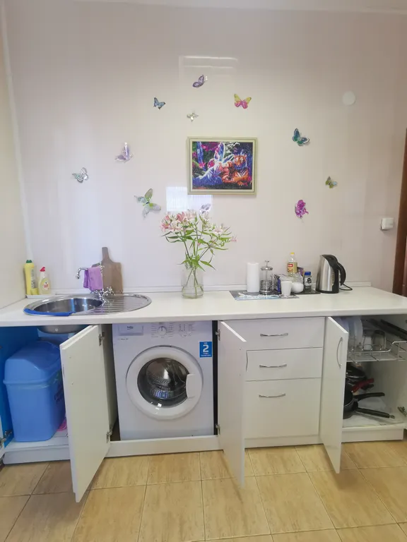 Домик у озера