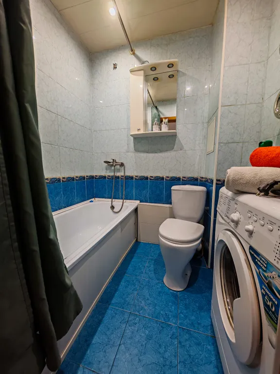 Студия возле ж/д