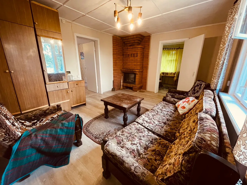 Уютный дом у озера