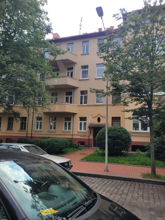 Квартира Трёхкомнатная квартира в историческом центре Амалиенау — Калининград