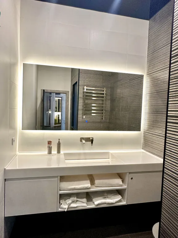 Панорамный Лофт с джакузи и PS5