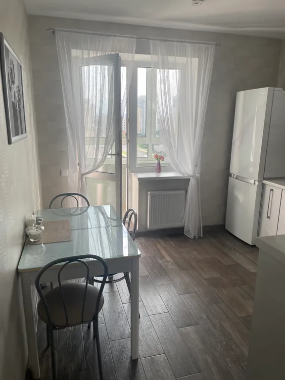 Квартира 1 комнатная квартира новая, чистая, светлая, район Лебяжий — Минск