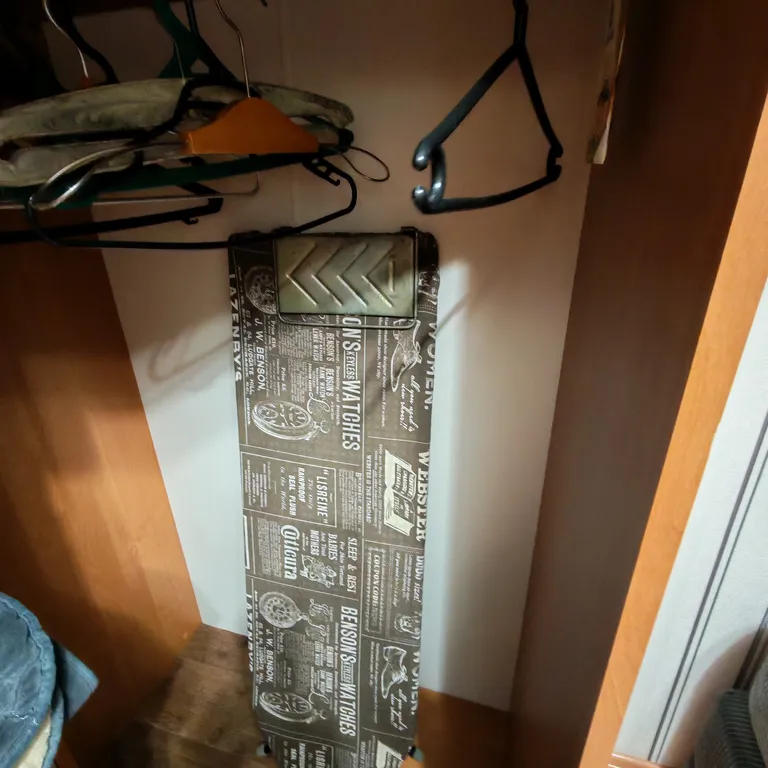 Квартира Бюджетная квартира "Дёшево и СерДЕЧНО". — Кировск