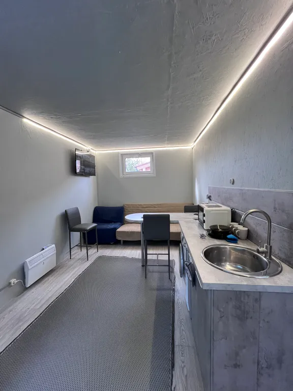 Студия в частном доме