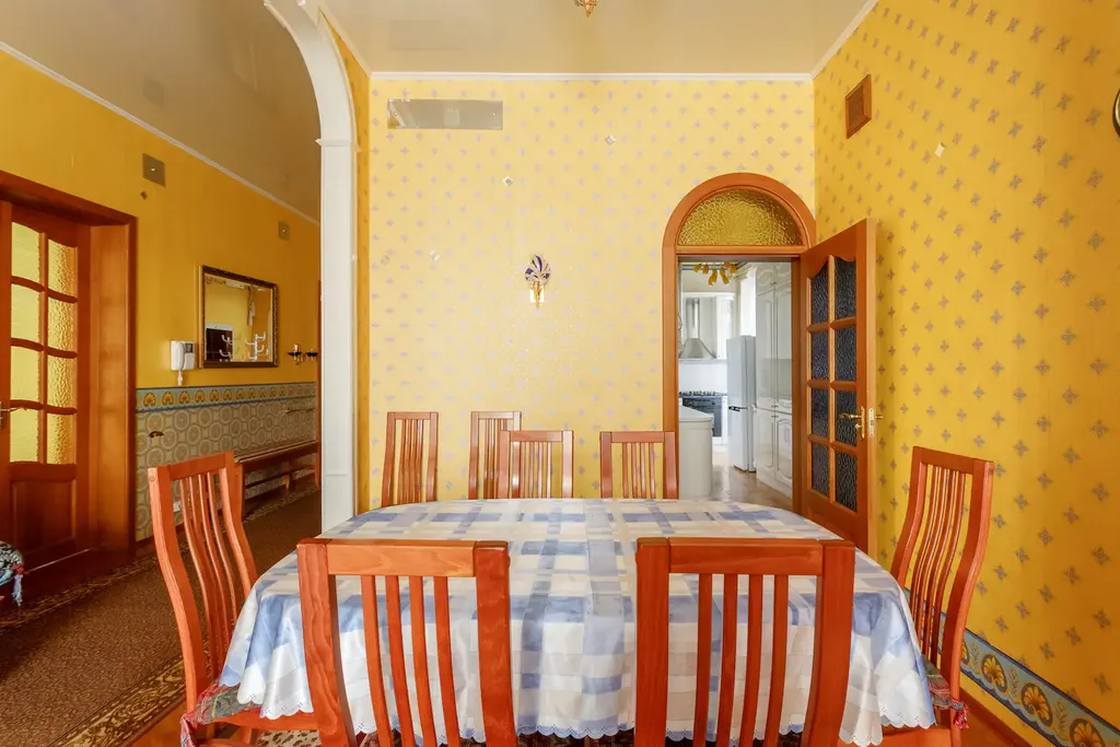 Квартира Уютная большая квартира около патриарших прудов — Москва