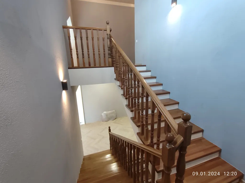 Добрый дом с баней и большим залом-камином