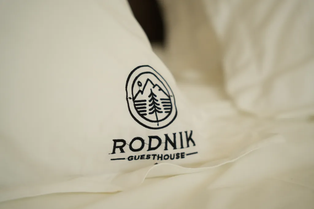 Коттедж Гостевой дом Rodnik с видом на горы — Алматы