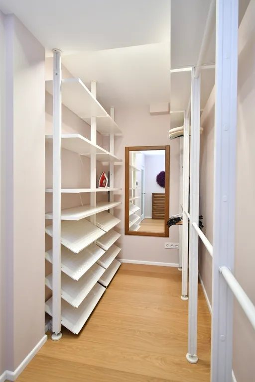 Дизайнерский люкс в центре с 2 спальнями