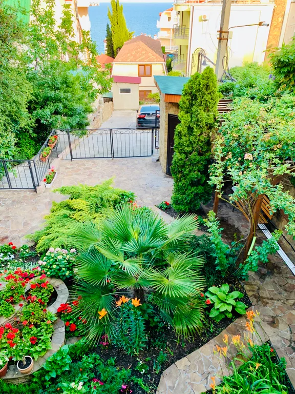 Полулюкс с балконом и видом на море