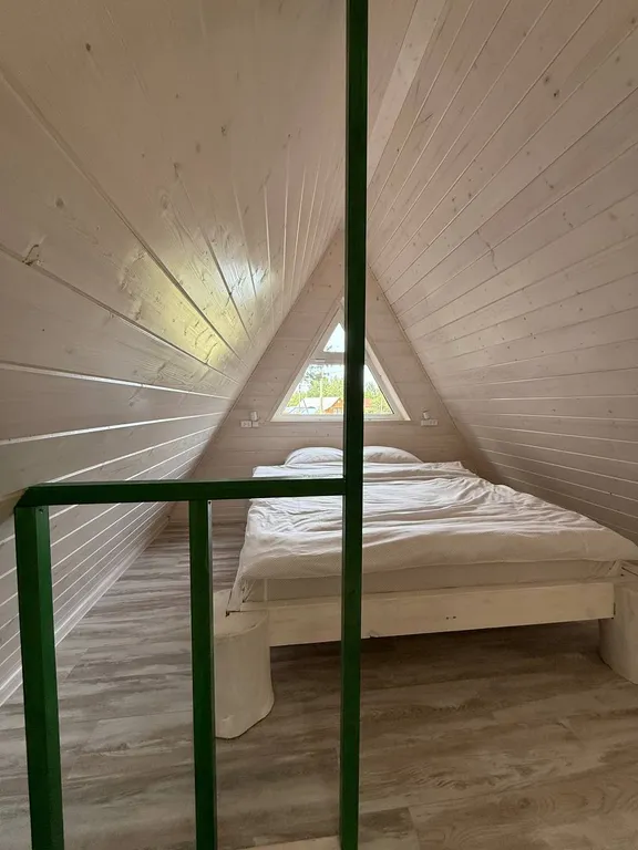 Домик у реки пра: баня под звёздами, тишина и лесные тропы