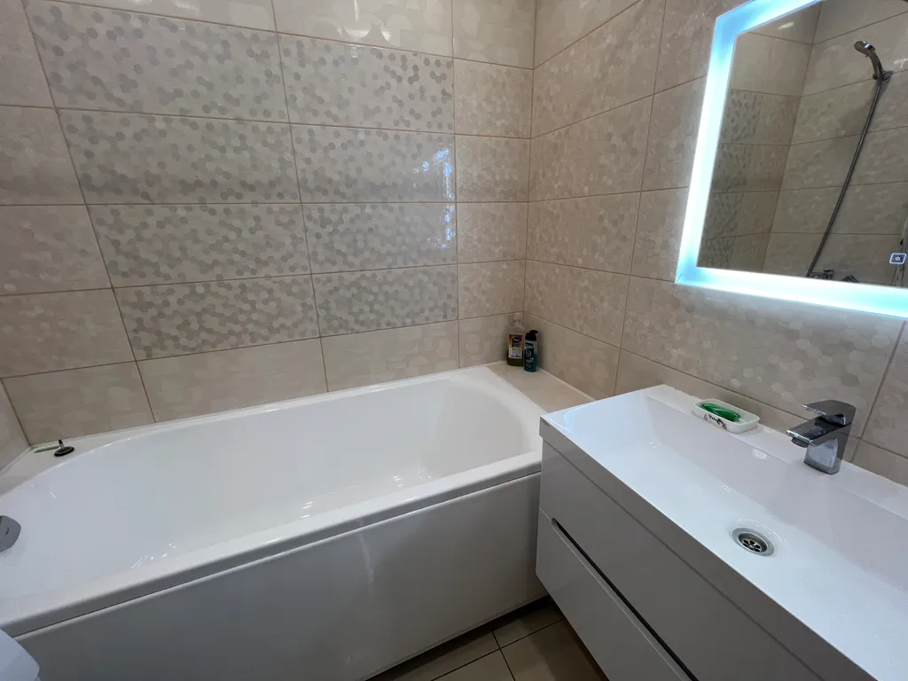 3-комнатная Квартира