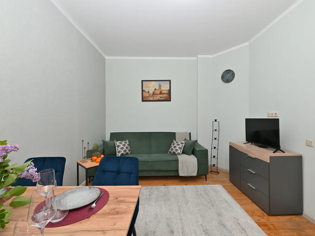 Квартира 3-комнатная Квартира — Калининград