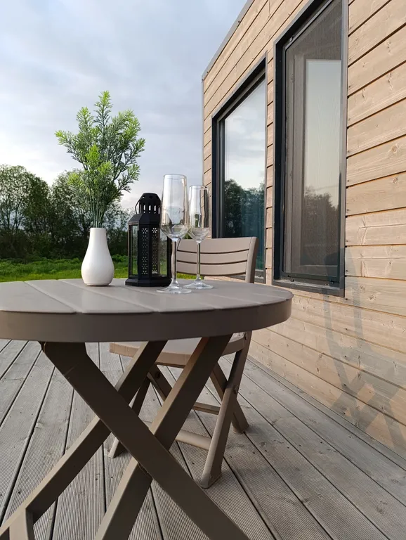 Коттедж Домик у реки с террасой — Тосно