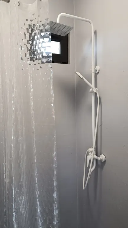 Романтический домик для двоих с уютным спальным местом Queen size