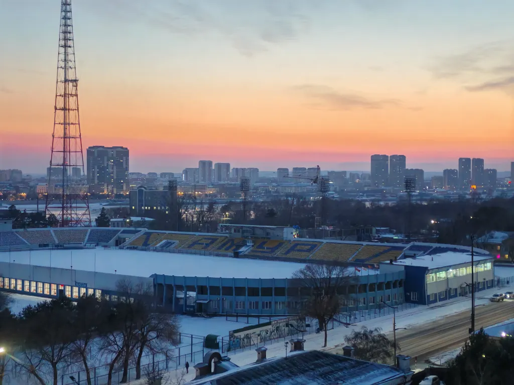 2-комнатная квартира, 3 кровати с видом на Китай, Серебряная миля