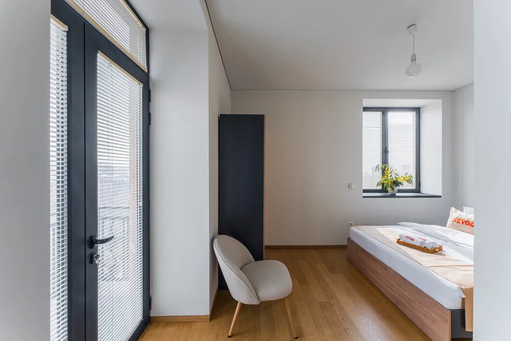 Апартаменты с видом на Каскад