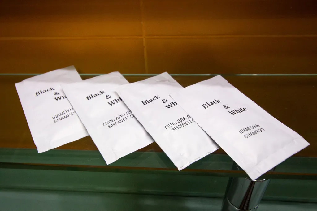 Красивая большая двухкомнатная квартира в микрорайоне Красный Камень