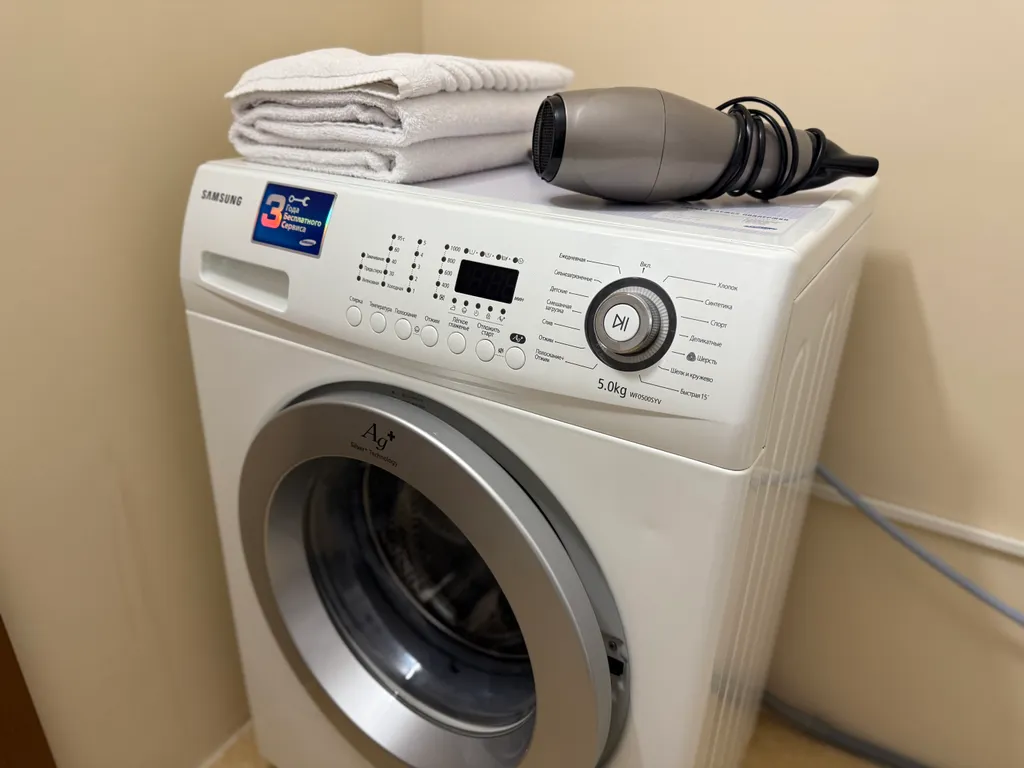 "В Гости!" на Запорожской 57 (2к квартира рядом с БЦ "Сити")