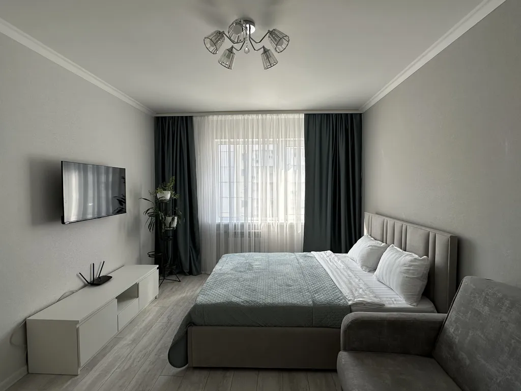 Светлая квартира рядом с аквапарком — аренда посуточно в Ульяновск