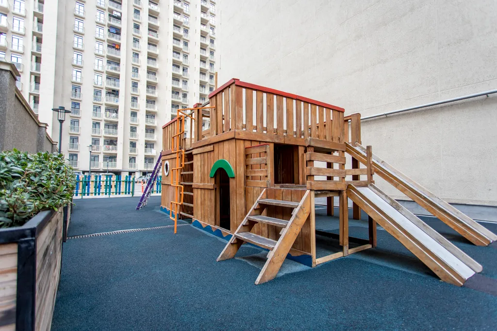 Уютная квартира с красивым видом на Мтацминду и город