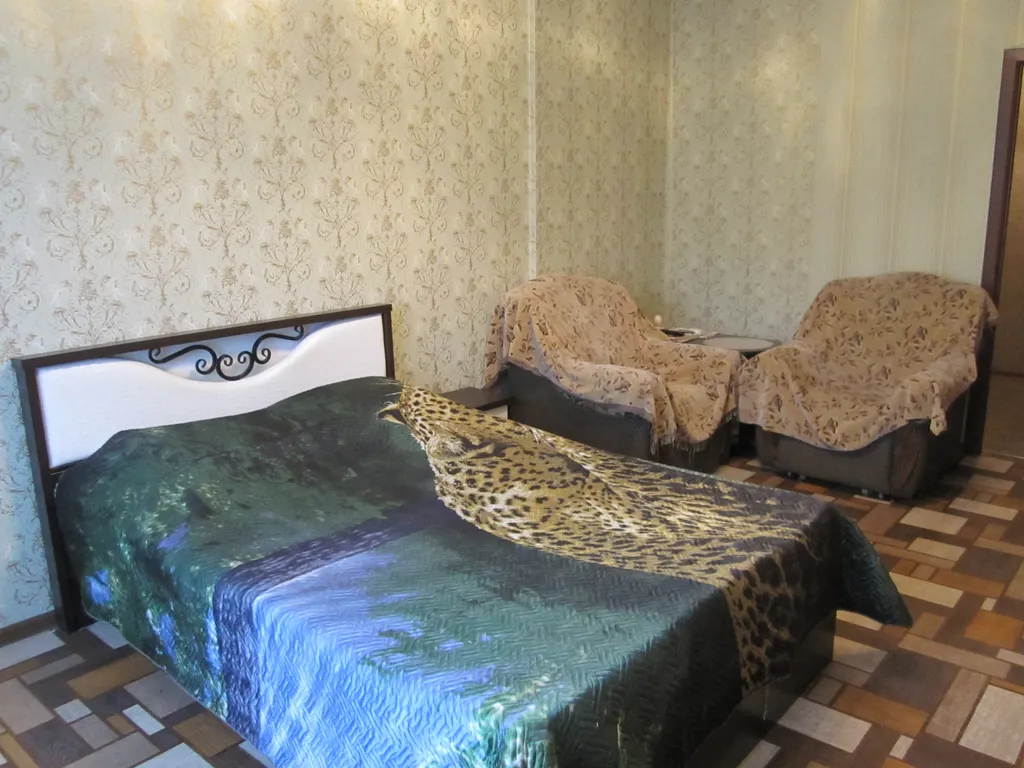 Уютная квартира в новом ЖК Кристальный у ВАТУ