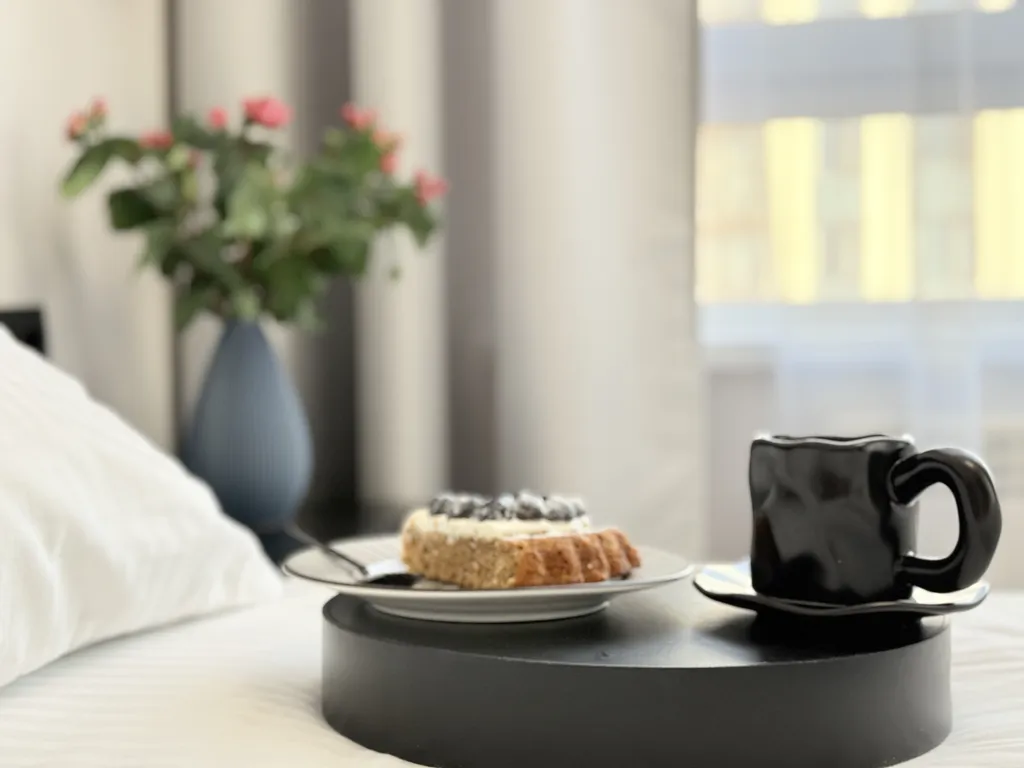 Квартира Квартира Яркий дизайн, панорама на реку прямо с кровати — Новосибирск