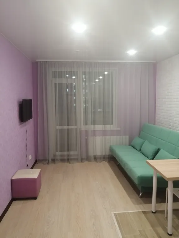 Уютная квартира-студия у метро Девяткино — аренда посуточно в Мурино