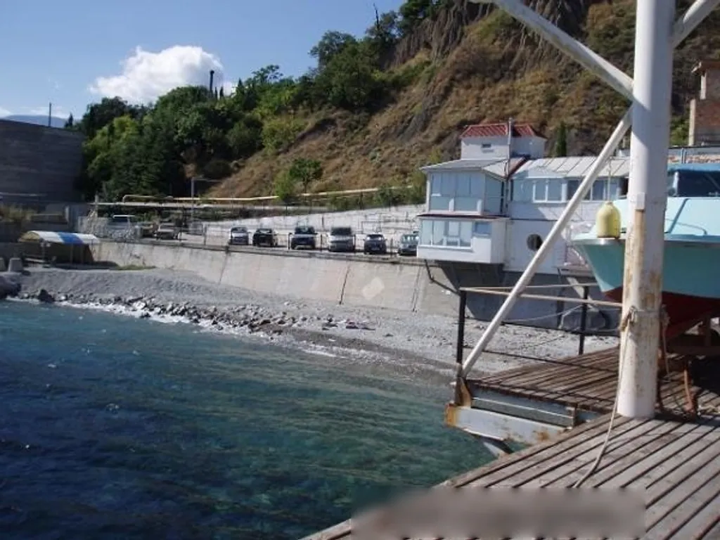 Эллинг у моря со своим пляжем