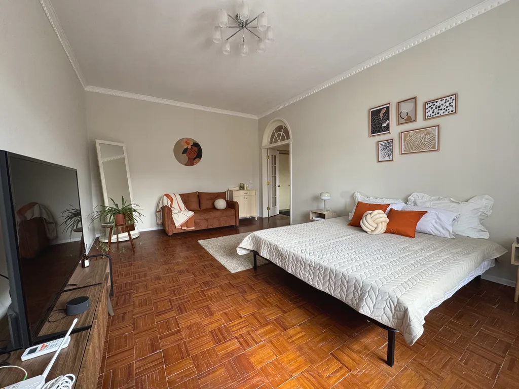 Квартира Квартира Двухкомнатная в центре — Красноярск