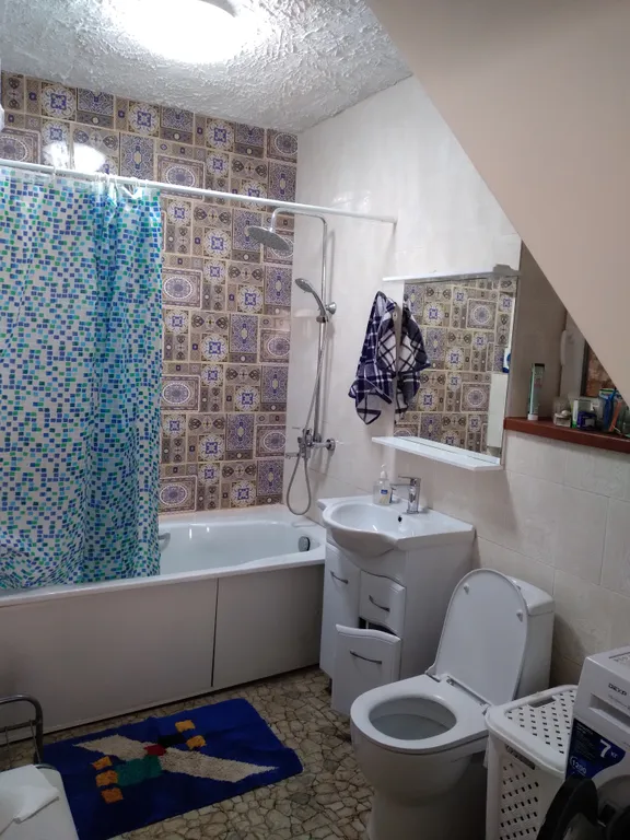 Жилой дом с террасой   видом  на море; гору Кошка  , рядом Кипарисовая