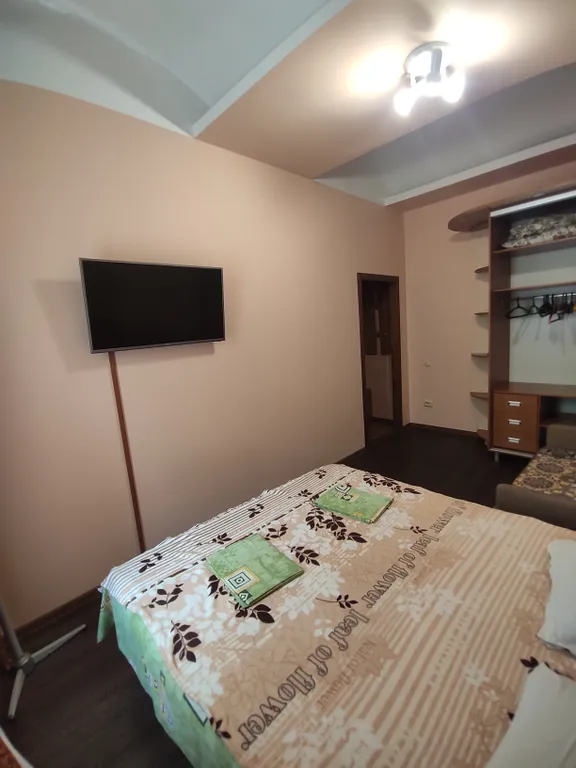 Квартира 2-хкомнатные апартаменты — Евпатория