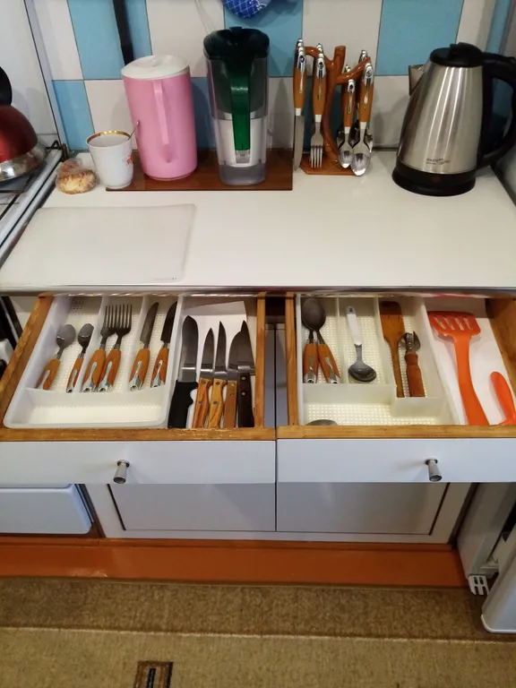 Уютная квартира в Юго-западном районе с видом на Спасо-Яковлев монастырь