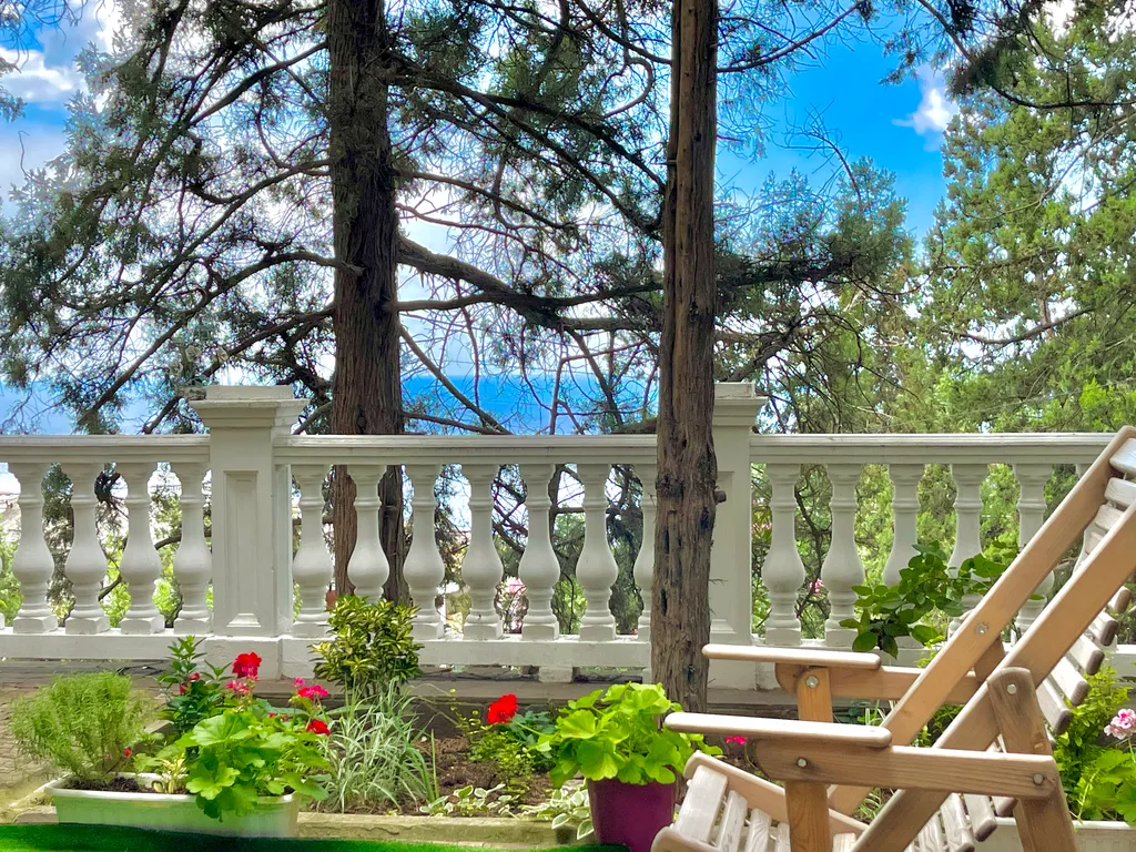 Квартира Уютные апартаменты с видом на море с большой террасой — аренда посуточно в Гаспра