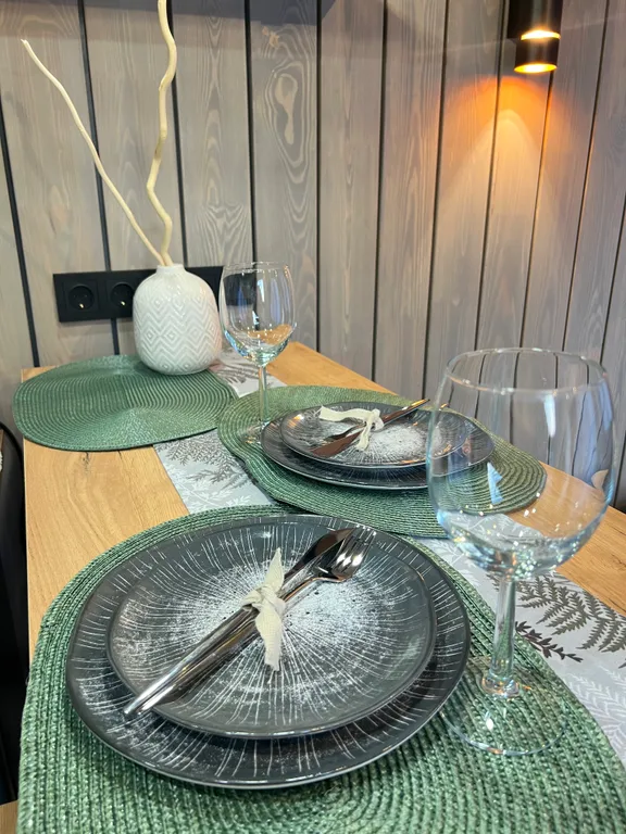 Уютный лесной домик с баней — отдых мечты